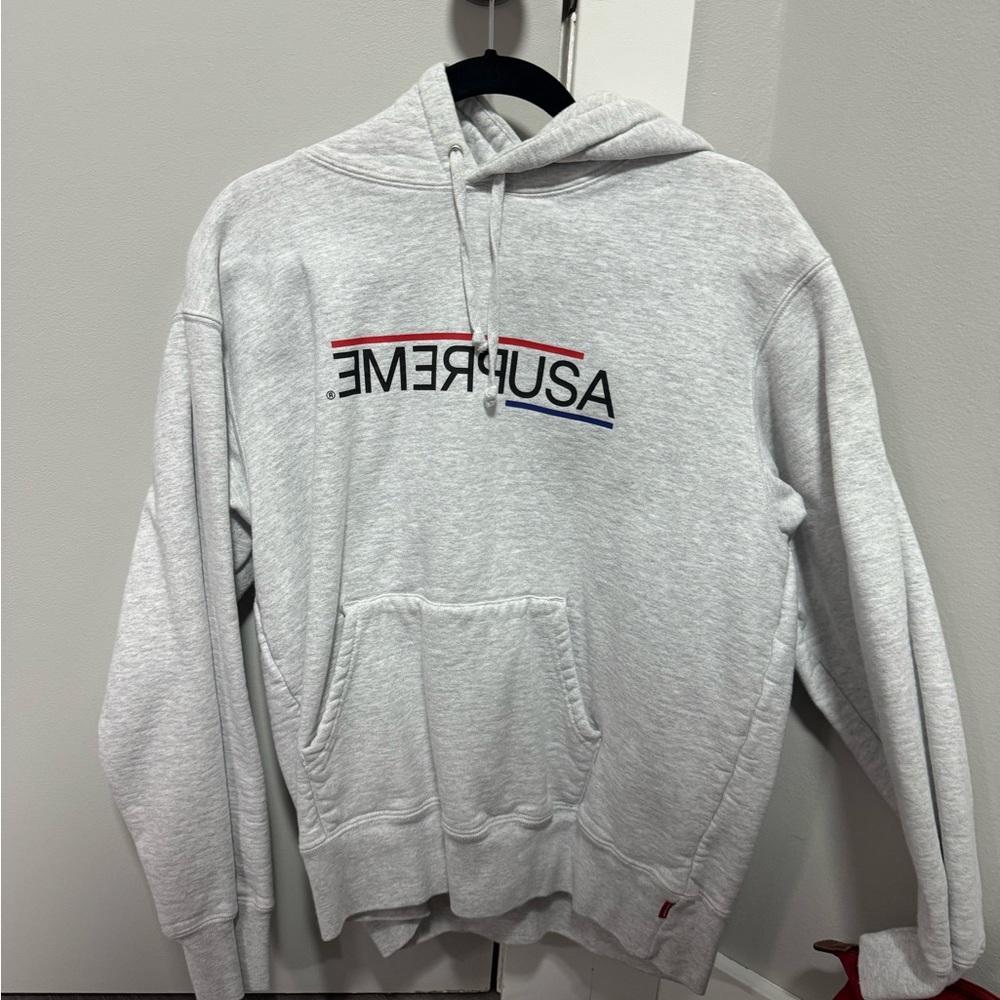 Supreme hoodie